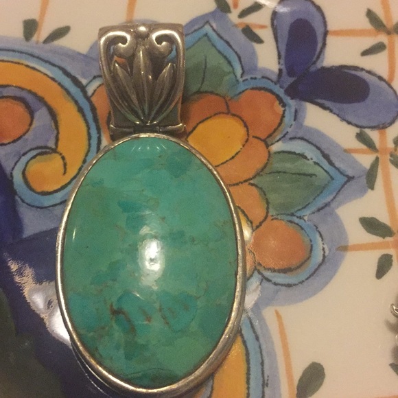 Sterling Silver Earrings and Pendant - Picture 4 of 5